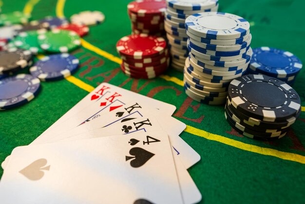 noz4d platform overview showing live dealer, slots, sportsbook, and esports categories